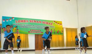 kocak satu Penampilan anak-anak dari salah satu sekolah dalam lomba senang sehat yang diselenggarakan TSE Group – Surya Papua/IST