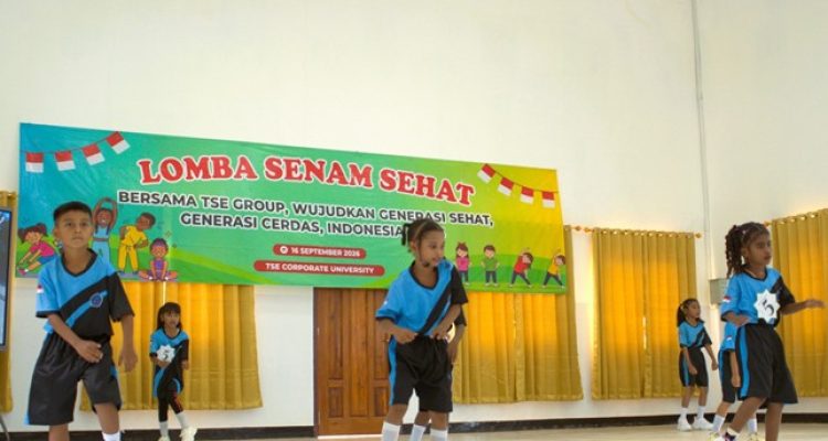 Penampilan anak-anak dari salah satu sekolah dalam lomba senang sehat yang diselenggarakan TSE Group – Surya Papua/IST