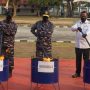 Kegiatan pemusnahan rokok ilegal oleh Panglima Koarmada RI Laksamana Madya TNI Denih Hendrata bersama pejabat lain – Surya Papua/IST