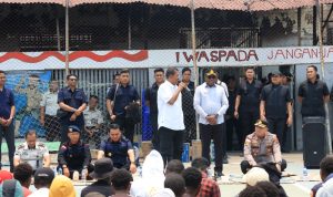 arahan 7 Direktur Jenderal (Dirjenpas) Pemasyarakatan Kementerian Imigrasi dan Pemasyarakatan Republik Indonesia, Irjen Polisi (Purn) Mashudi lakukan kunjungan di Lapas Kelas II B Merauke, sekaligus berdialog dengan warga binaan – Surya Papua/IST
