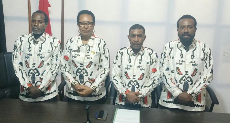 Panja yang menangani kasus meninggalnya almarhum Leonardo Konorop beberapa waktu lalu – Surya Papua/Frans Kobun