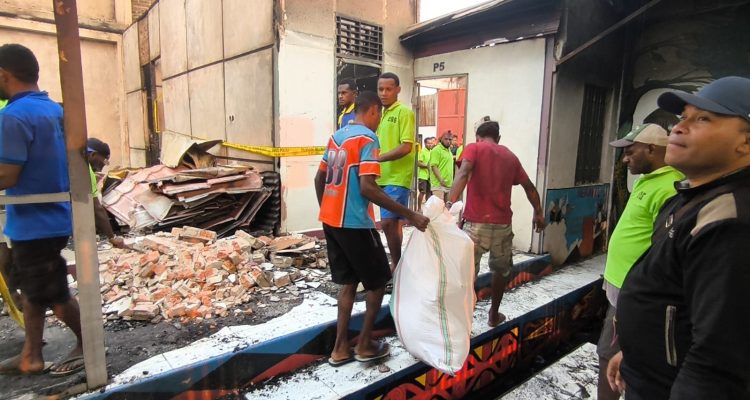 Aksi bersih-bersih dilakukan pasca kerusuhan dan kebakaran di Lapas Kelas II B Merauke – Surya Papua/IST